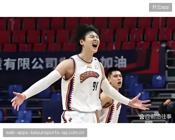 北京男篮综合实力不输上海：从“东方之星”到“东方之梦”的转型之旅